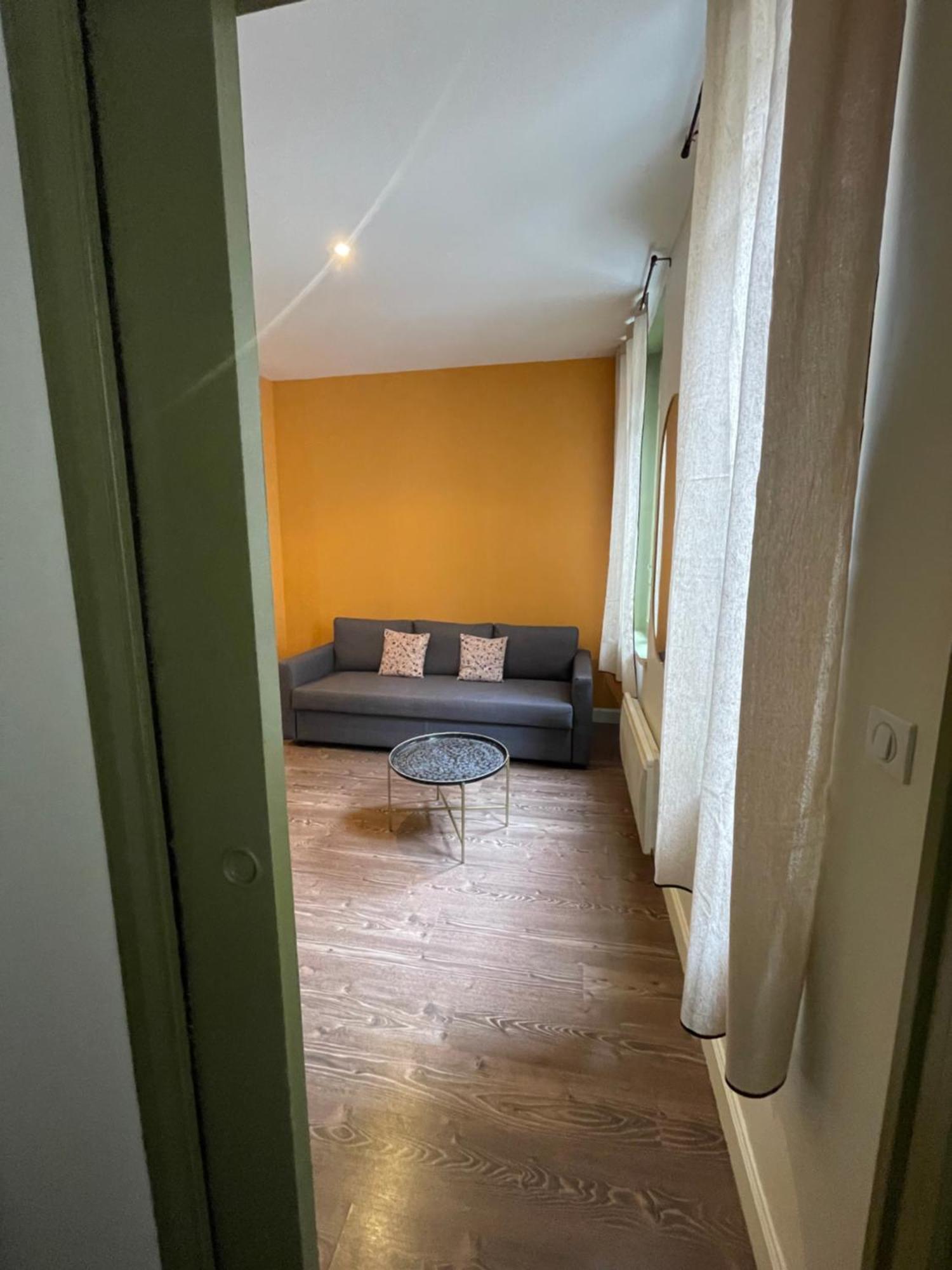Appartement Au Coeur Du Centre Ville De קרקסון מראה חיצוני תמונה